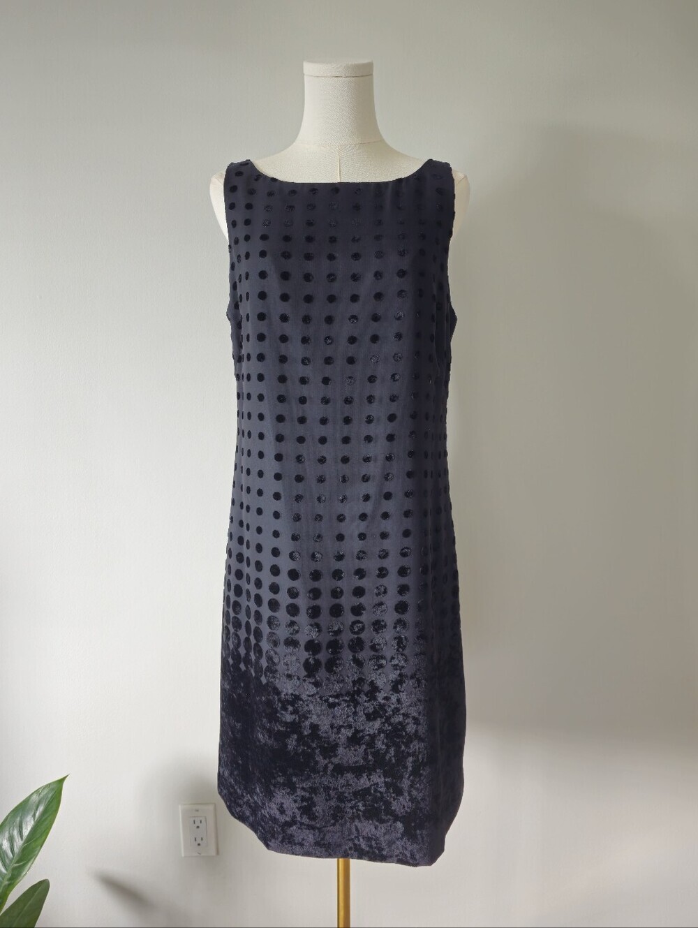 Donna Morgan 12 black polka dot burn out velvet sleeveless dress midi